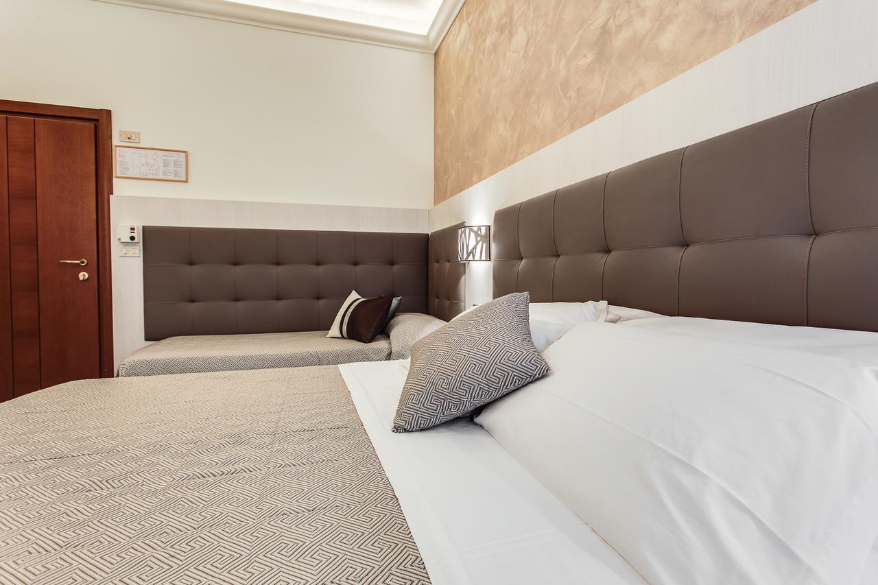 Hotel Dolcevita 切塞纳蒂科 外观 照片