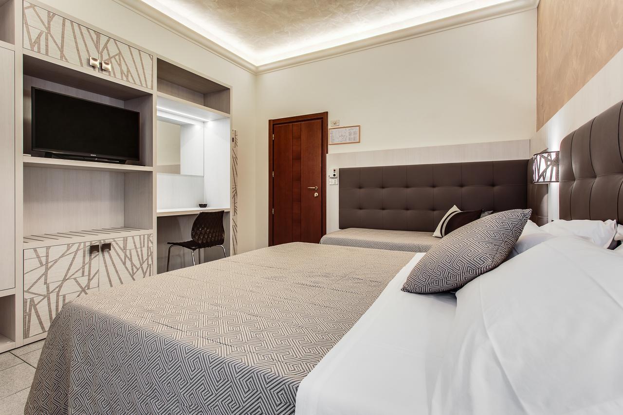 Hotel Dolcevita 切塞纳蒂科 外观 照片